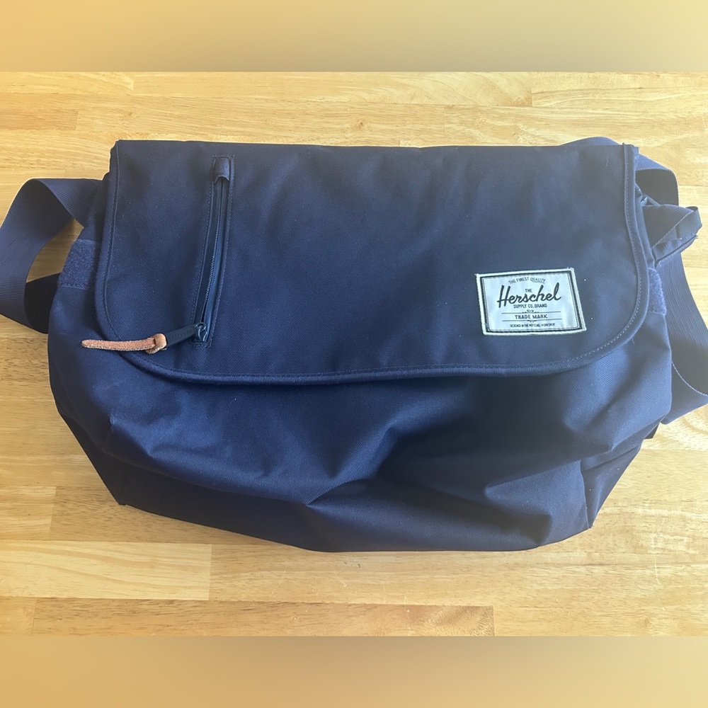 Herschel Supply Company Navy Blue Messenger Bag